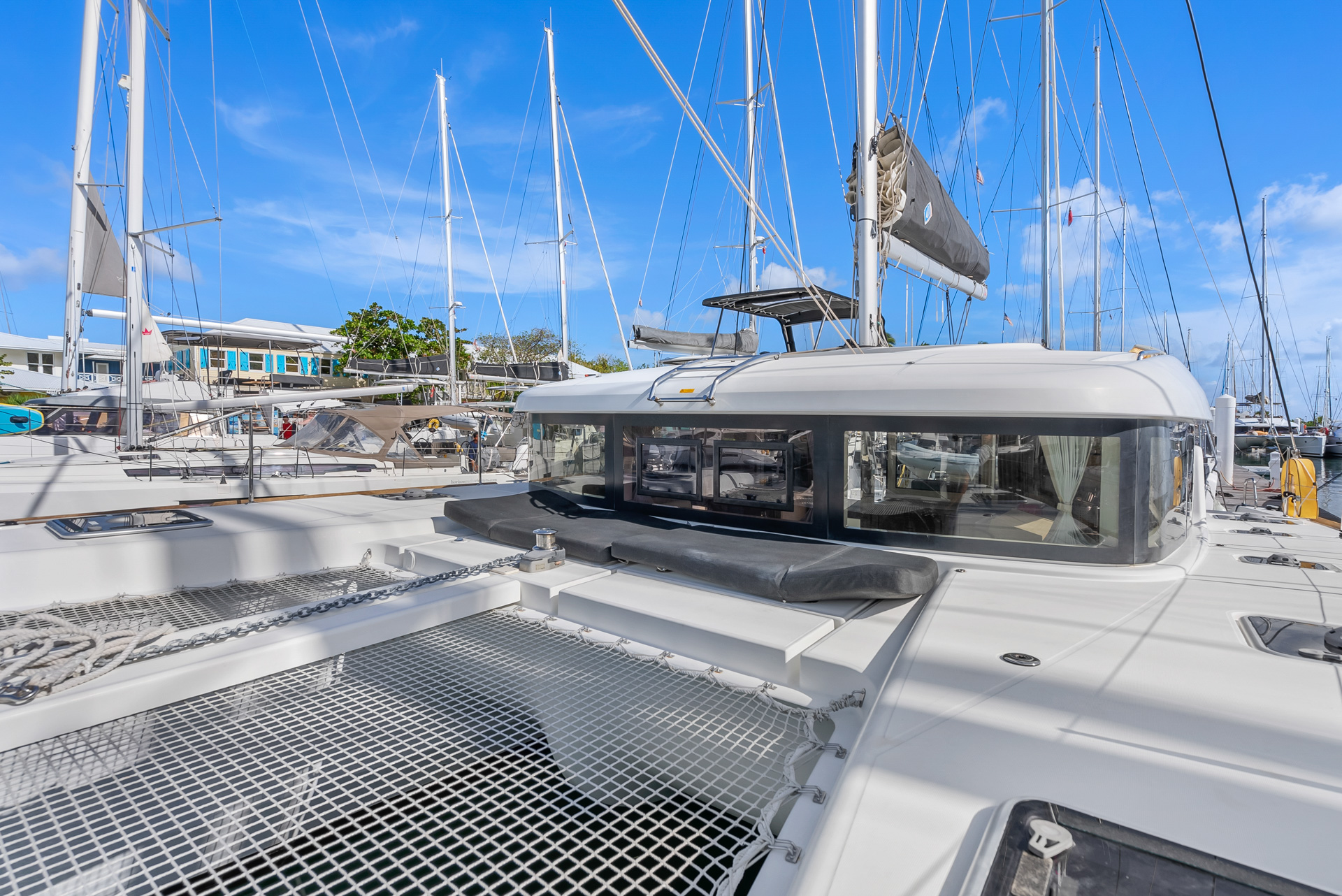 The deck on the Lagoon 40